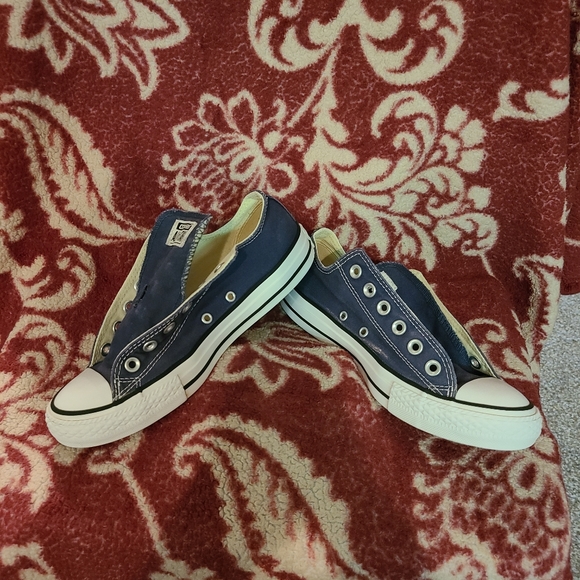 Converse Chuck Taylor's Blue - Picture 3 of 16